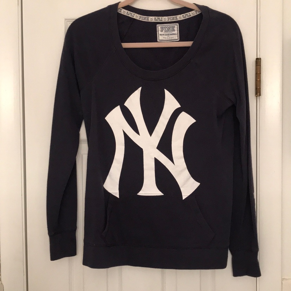 🛑sold Victoria’s Secret MLB sweatshirt